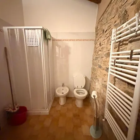 Ortensia House شقة Mochignano